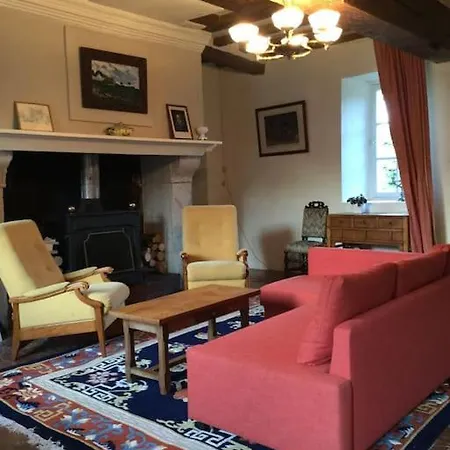 La Ferme Du Chateau بيت للعطل *